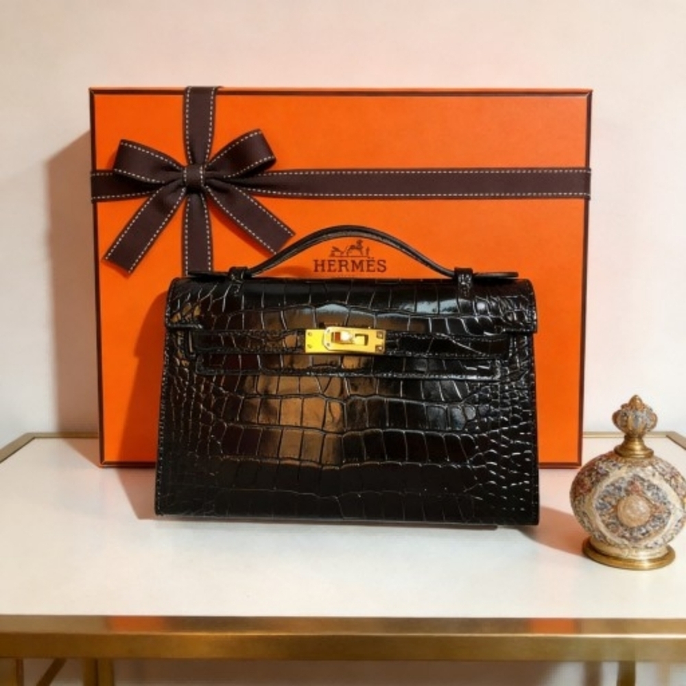 Hermès Kelly Pochette in Black